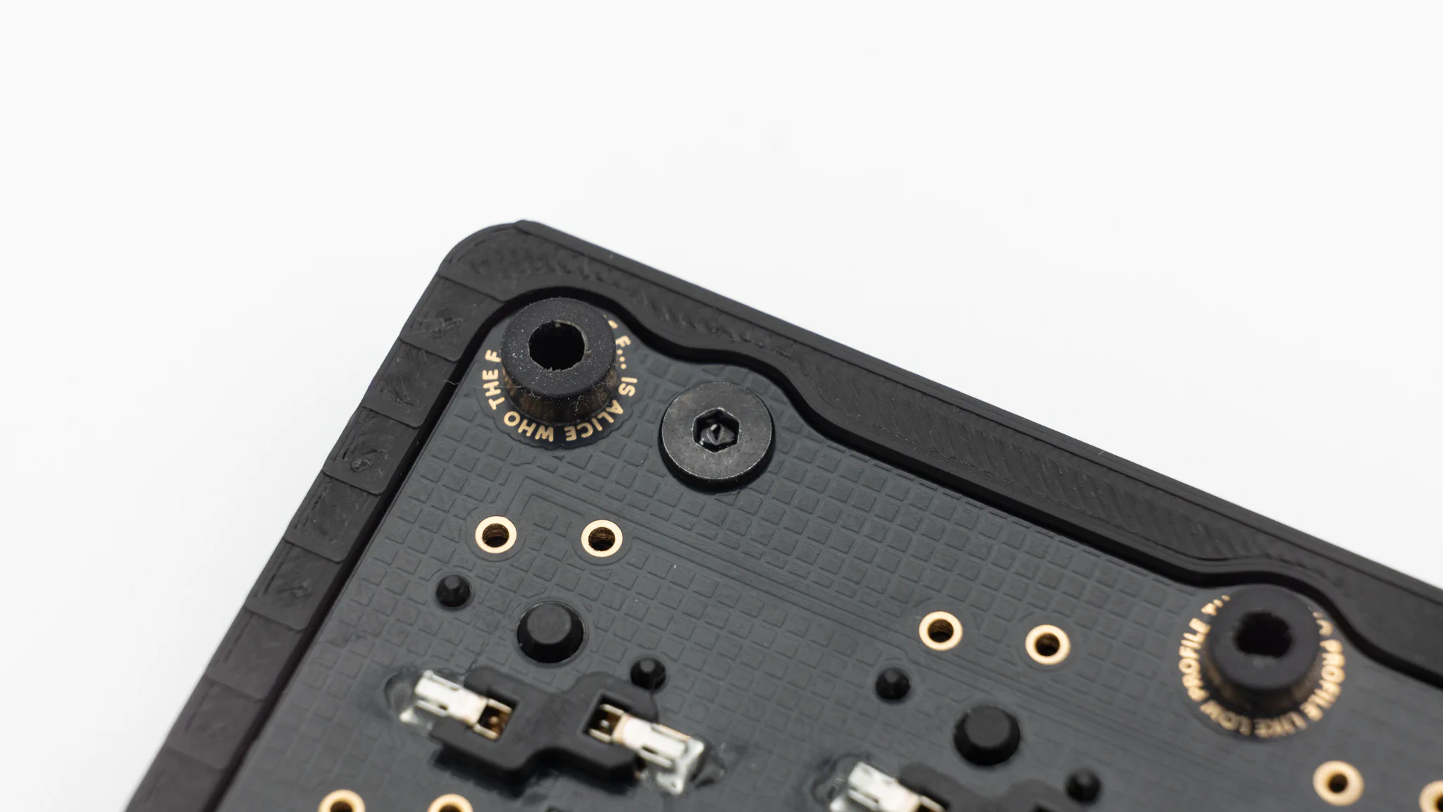 screw-in-case